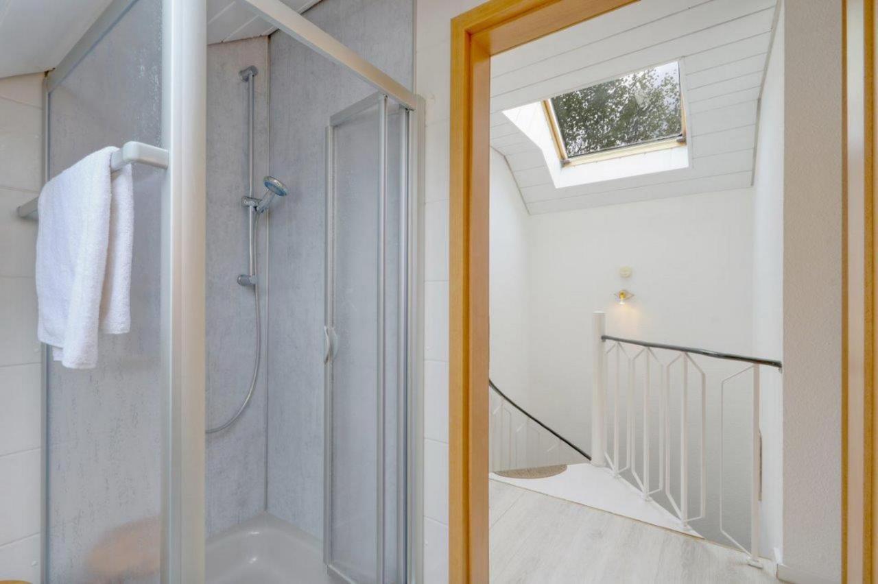 Seepark Kirchheim Ferienhaus Bei Zeta Mit Sauna Kültér fotó