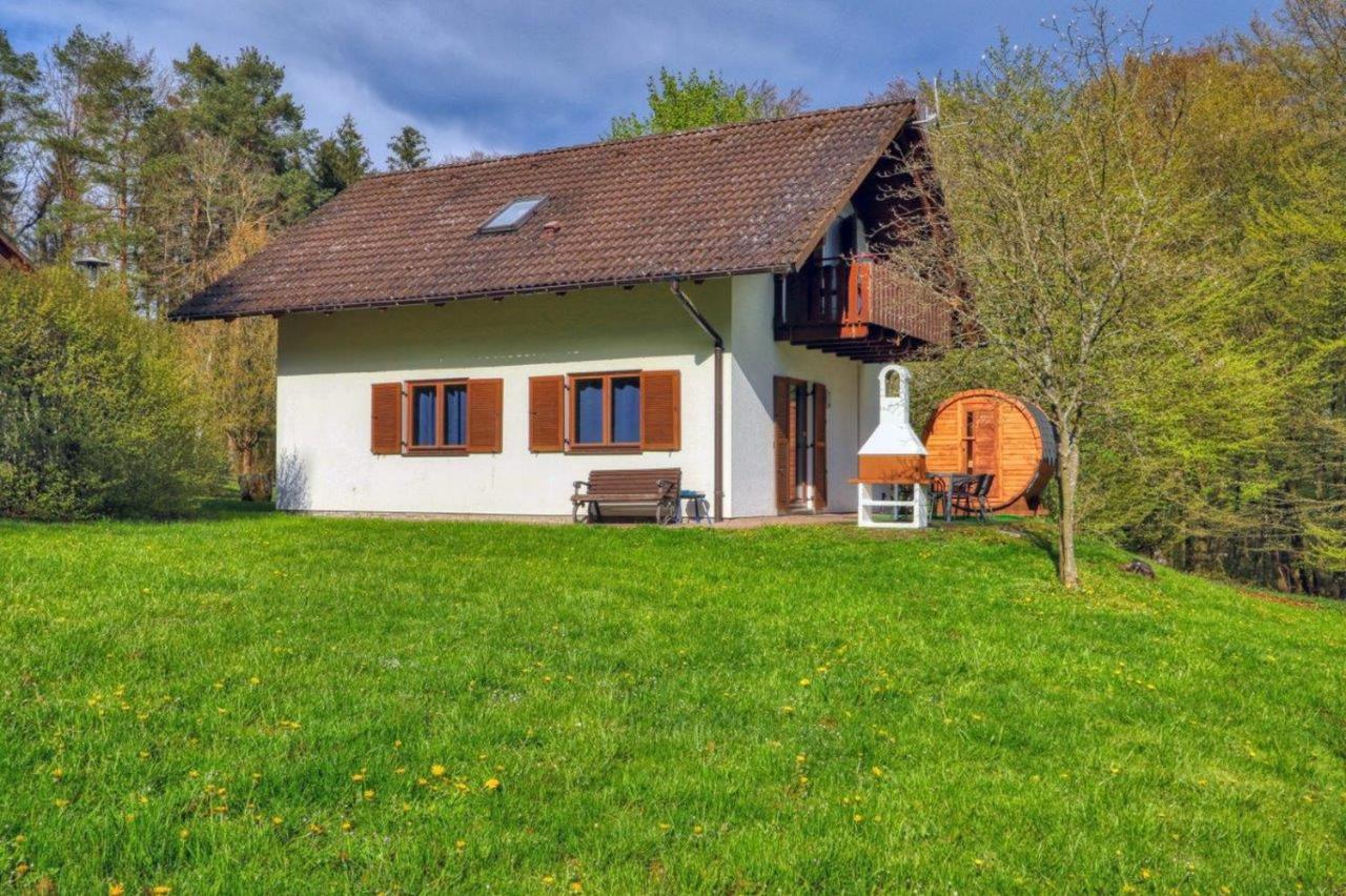 Seepark Kirchheim Ferienhaus Bei Zeta Mit Sauna Kültér fotó